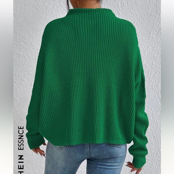 Green sweater! - Picture 3 of 3